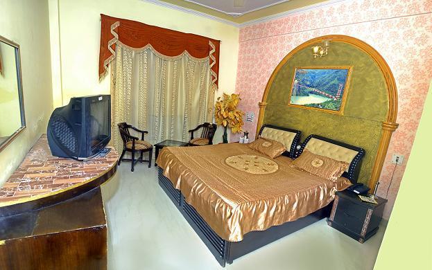 Rishabh Grand Castle Resort Rishīkesh Quarto foto